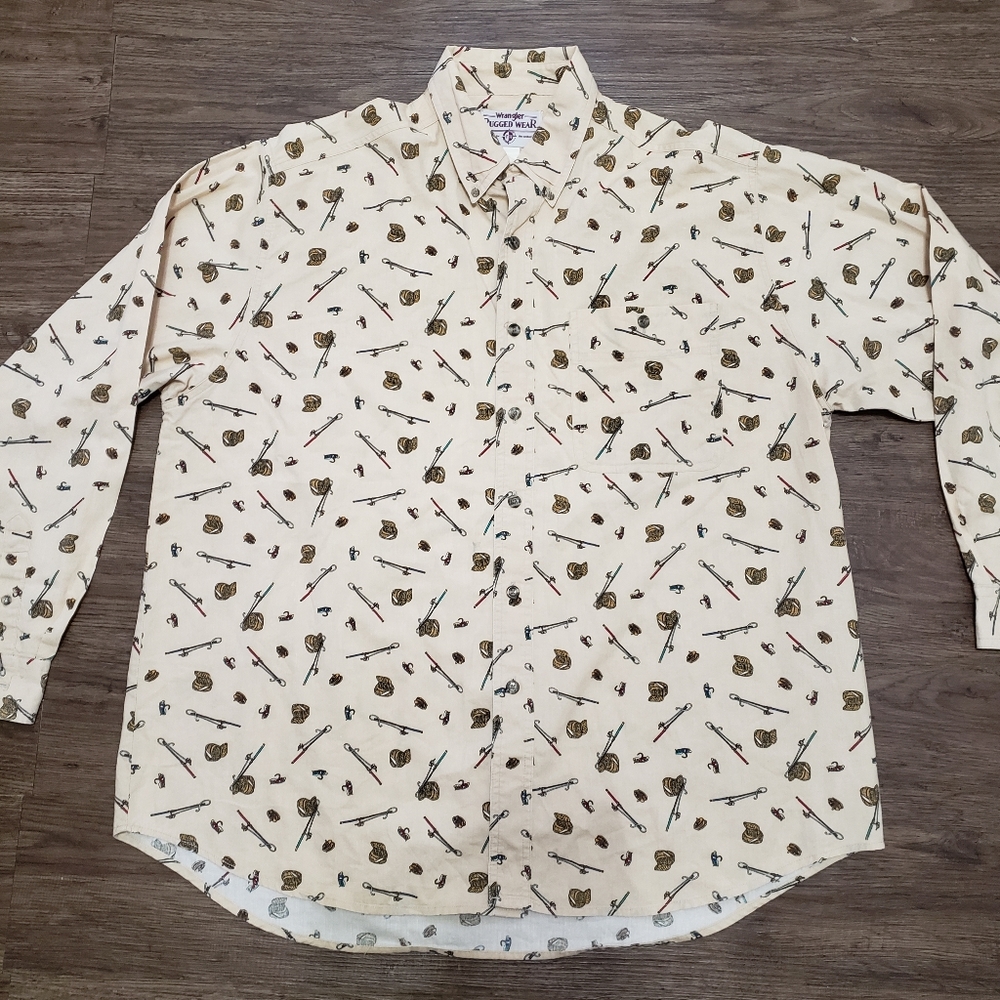 Wrangler Rugged Wear Fly Fishing Pattern Long Sleeve Button Up